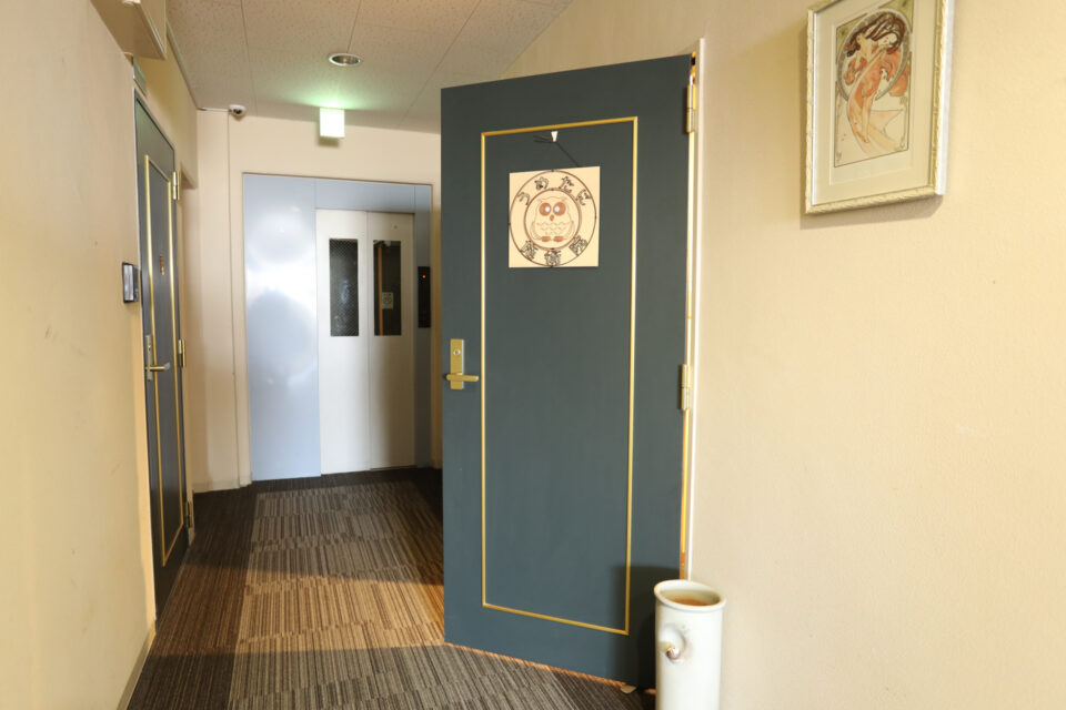 院内入口写真